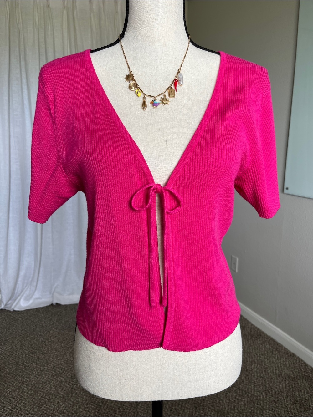 Hot Pink Ribbed Front Tie Short Sleeve Knit Top Lightweight Size 8 M/ L